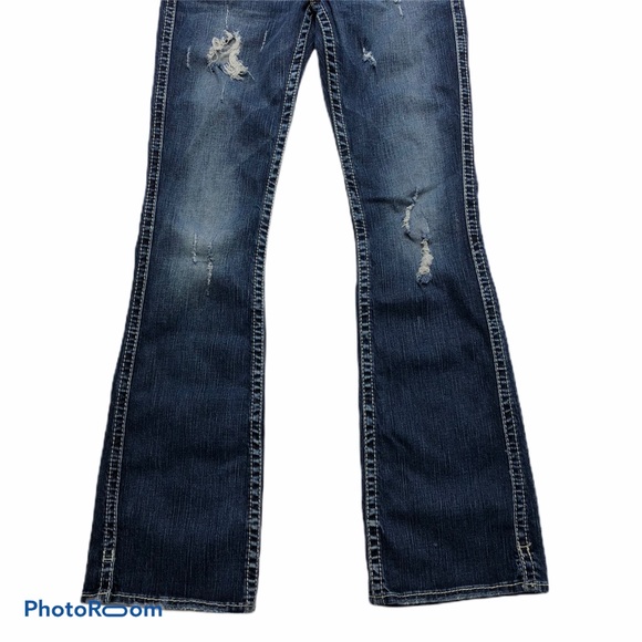 Silver Jeans Tuesday Distressed Boot Cut Jeans - Picture 4 of 8